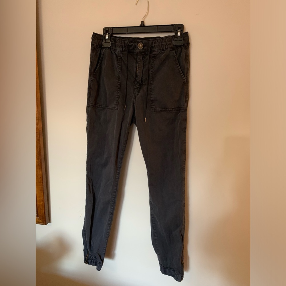 AE Stretch Black Jogger